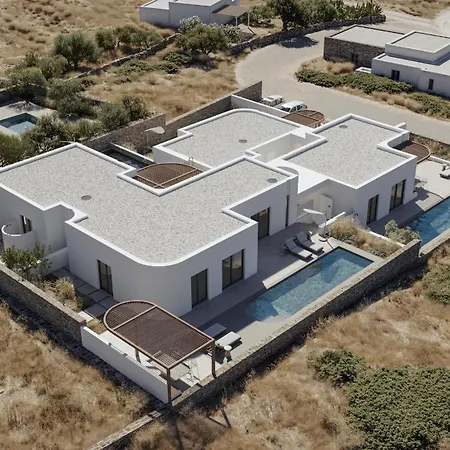 Rastonee By Yalos Villa